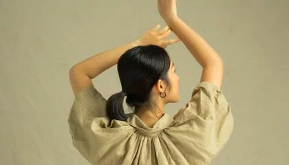 行程结束，中方代表团离开美国，当着全世界面，特朗普送出11个字