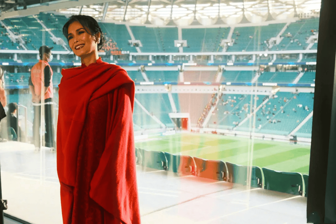 著名歌星自曝遭遇重大车祸，整个脊柱断了！