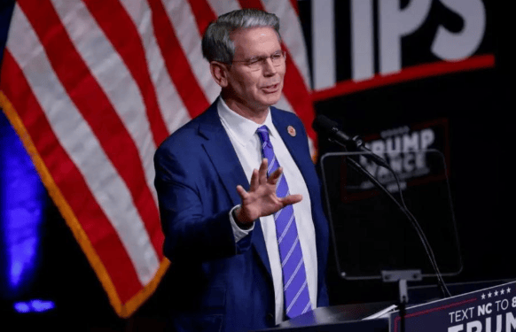 特朗普即将访华，阵容豪华，提前为我国备好大礼，民进党要急