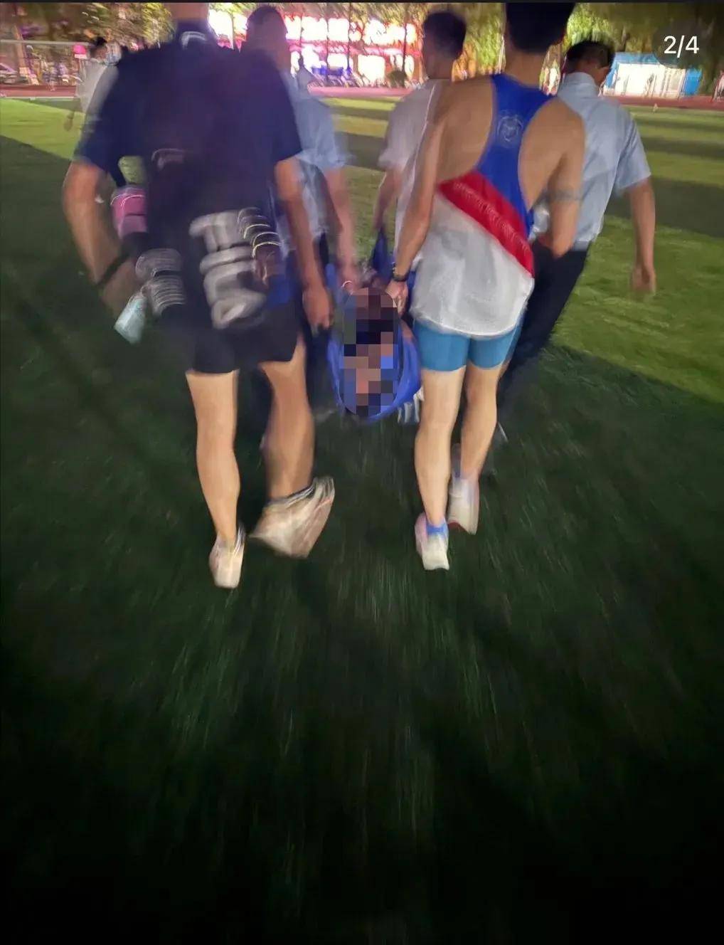 上海交大学生与校外人士起冲突后倒地送医？公安已介入