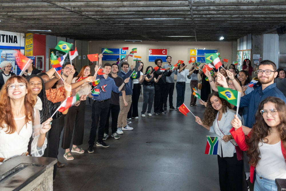 国际纵横谈｜搭建文明互鉴之桥 凝聚发展进步合力