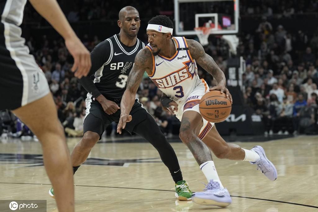 比尔将3号球衣让给保罗 两人生涯均只穿过3号