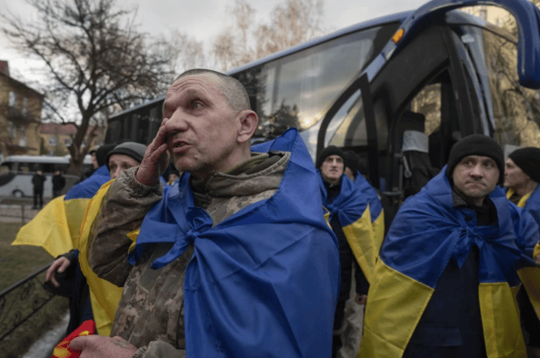 准备妥协了？泽连斯基可能被流放，主动定下时间，要跟俄罗斯谈判