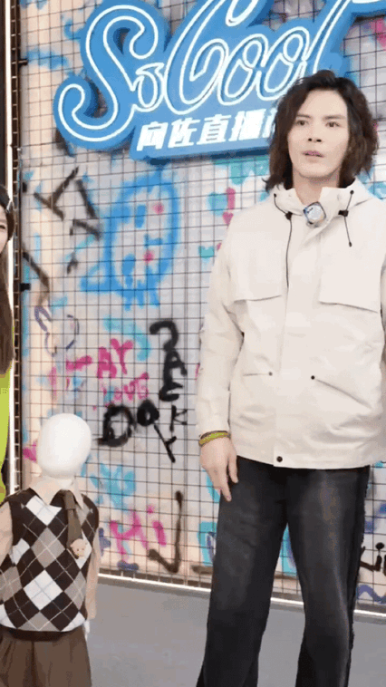 娱乐圈星二代护母太感人：甜馨力挺李小璐谢振轩内涵王菲只为保护张柏芝！