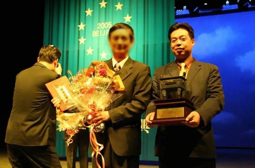 湖北首富汪林朋:25年把央企变私企,最后跳楼了!