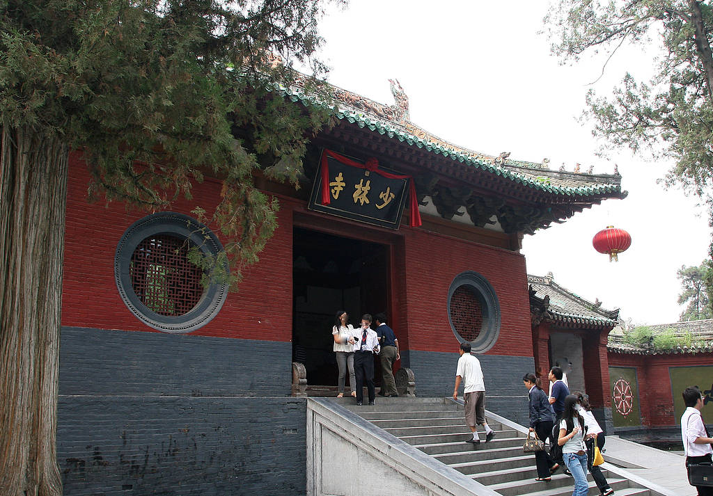 要价数百的平安香变免费，少林寺“去商业化”走出第一步？