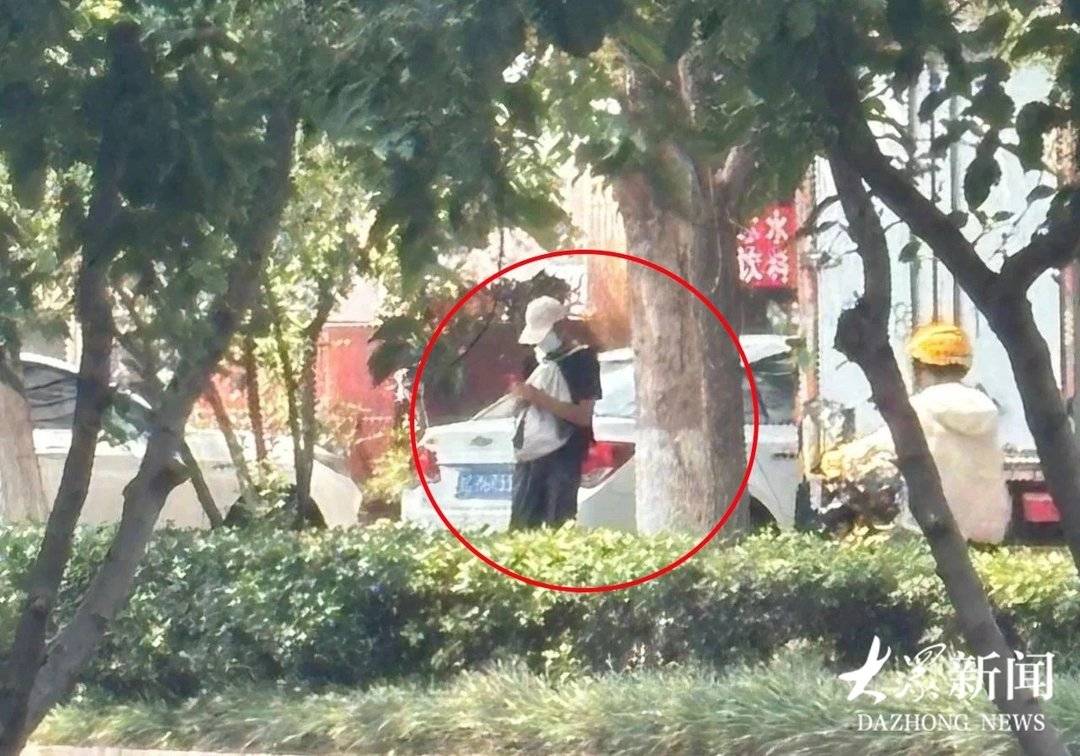 山东淄博女子取现50万，要交给“男友”理财 警方果断出击，抓获电诈“取现车手”