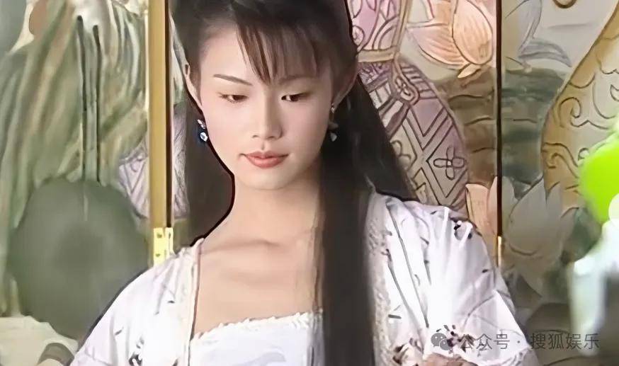 从爆红到突然消失好几年,再出现已经胖到大家不敢认了?