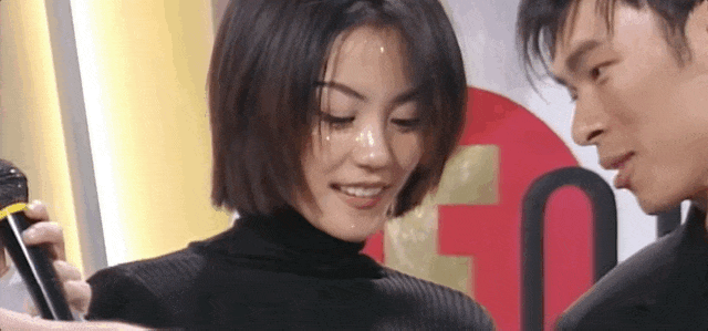 娱乐圈最红的女人,56岁了!