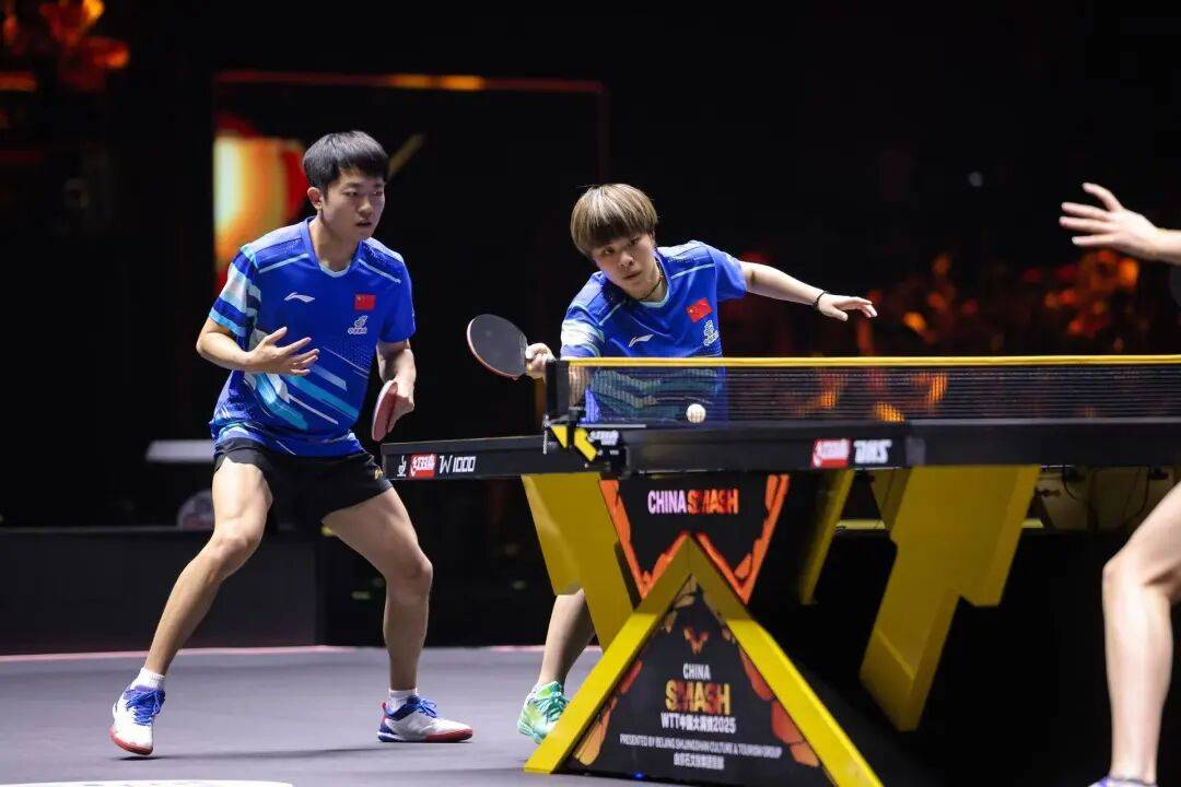 国乒提前锁定混双冠军,男、女双打各有3对进4强 | WTT中国大满贯双打