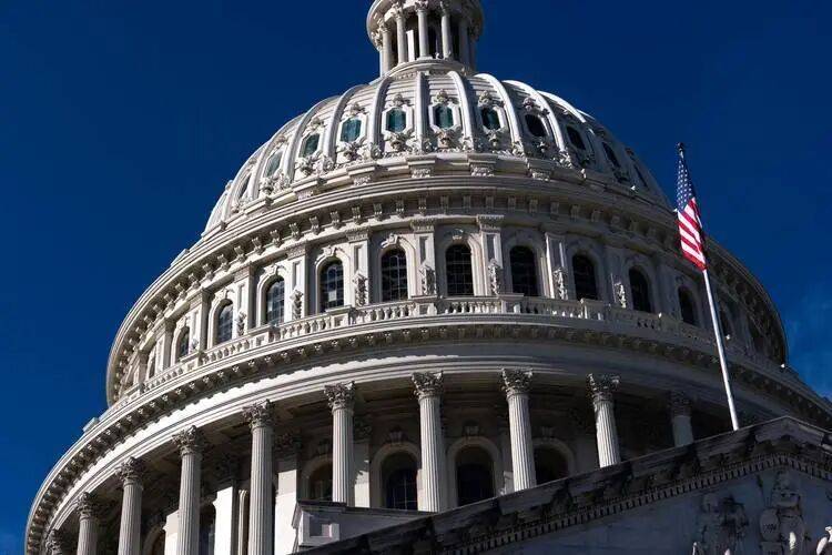 77:20票通过!美怒砸71亿力援台,赖当局狂喜,却被这一幕搞破防